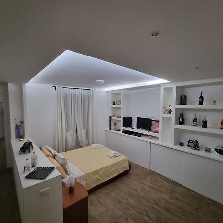 Home Anisia Paderno d'Adda Экстерьер фото